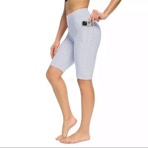 TikTok Scrunch Shorts 😍 with pockets